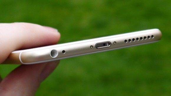 How to Fix iPhone Headphone Jack Problems